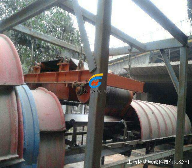 自卸永磁除铁器